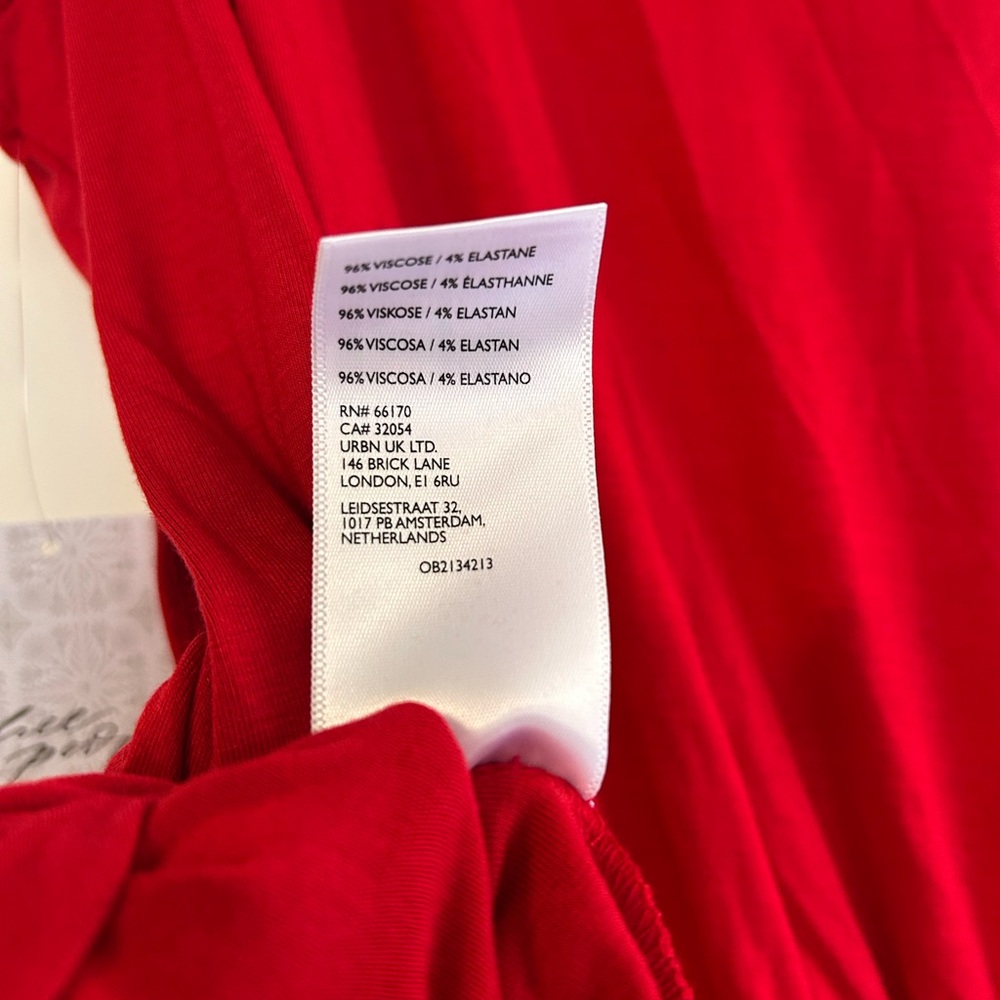 Free People royale one piece in red scarlet size large - Picture 9 of 9
